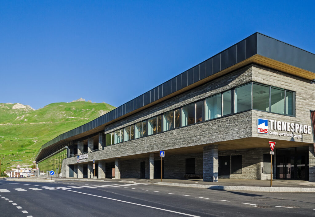 Centre sportif et de congrès Tignespace